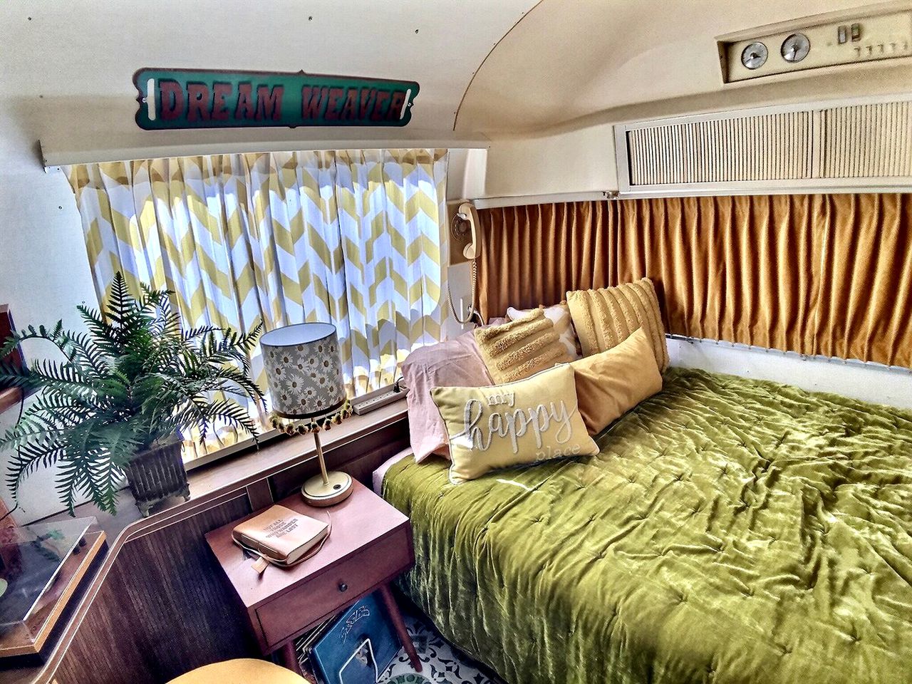 Original Retreat: Experience Arkansas in Style with Hot Tub Rental