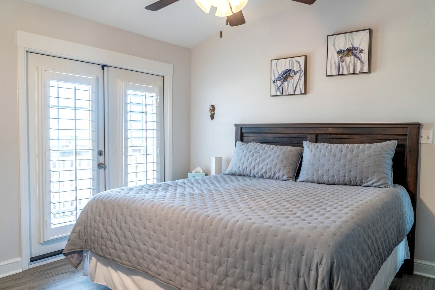 Spectacular Oceanfront Beach House with Hot-tub in Dauphin Island, Alabama