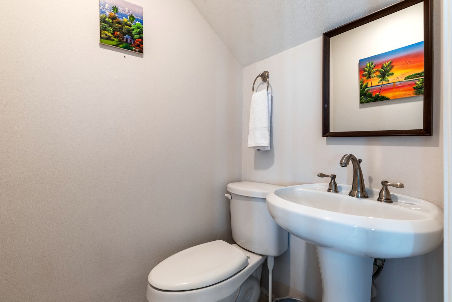 Spectacular Oceanfront Beach House with Hot-tub in Dauphin Island, Alabama