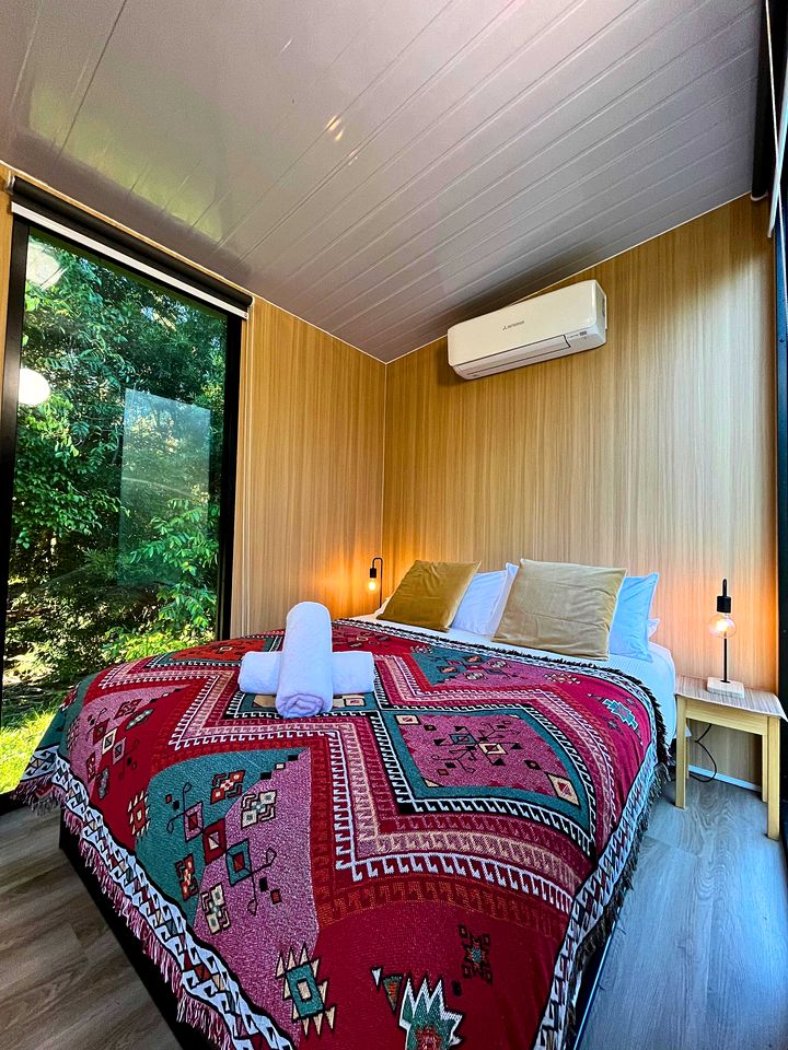 Tranquil Tiny Cabin Retreat with Stargazing near Sunshine Coast, Yandina QLD