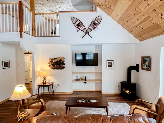 Cabins (United States of America, Fryeburg, Maine)