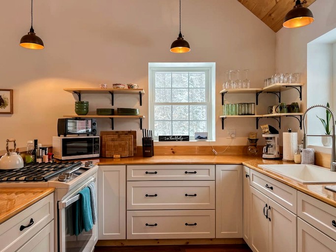 Cabins (United States of America, Fryeburg, Maine)