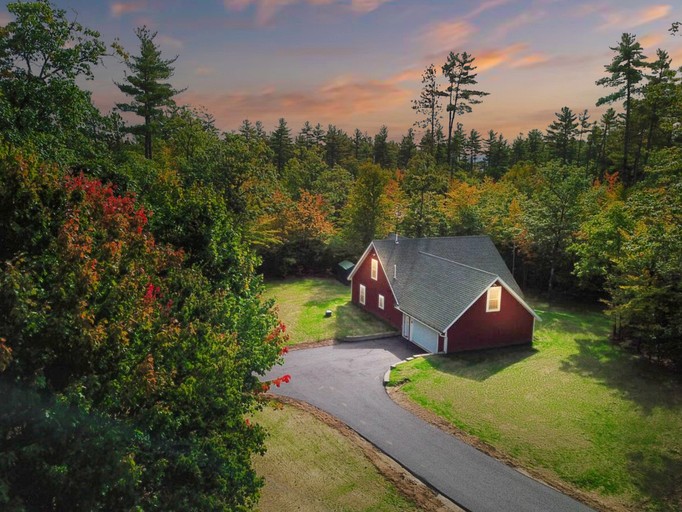 Cabins (United States of America, Fryeburg, Maine)