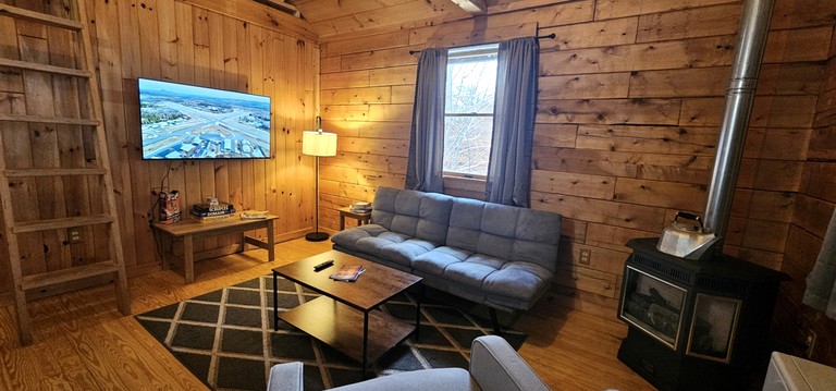 Cabins (United States of America, Beaver Cove, Maine)