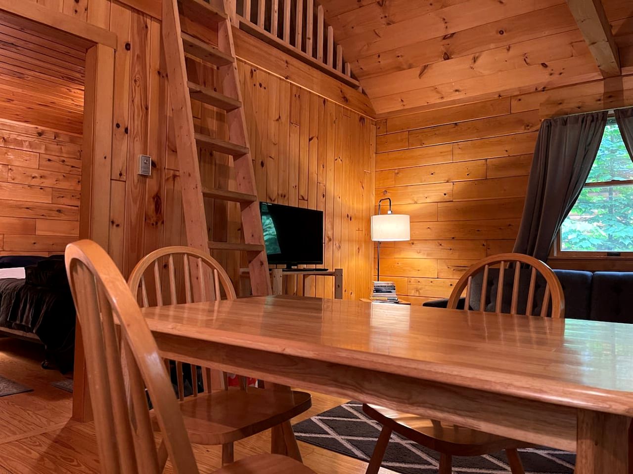 Dreamy Lofted Cabin with Direct Lake Access in Maine