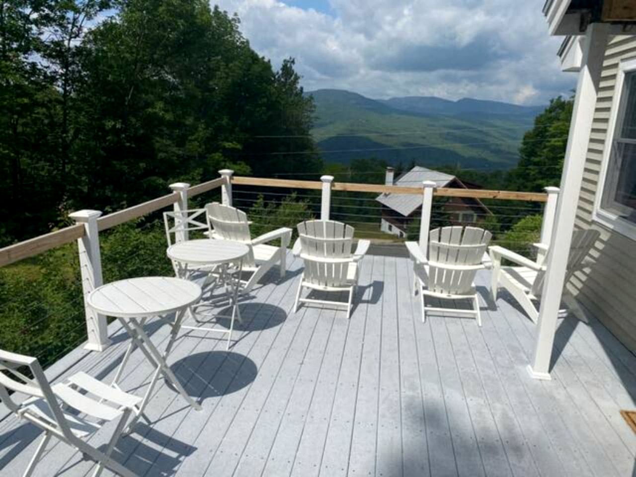 Dreamy Secluded Cabin with Nice Views in Jackson, New Hampshire