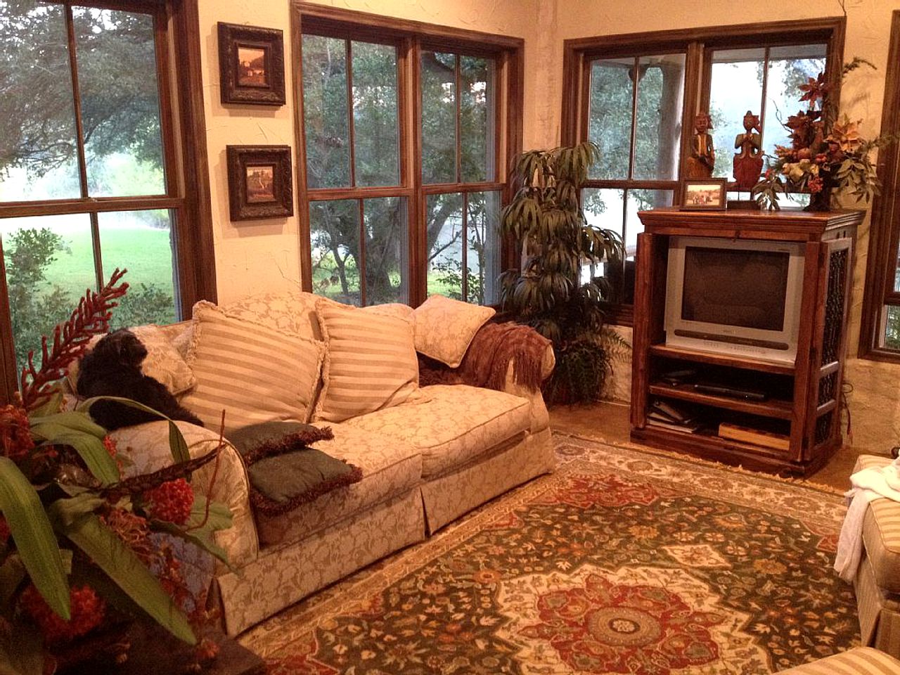 Stunning Luxury Estate on Private Lake in Texas Hill Country near Austin