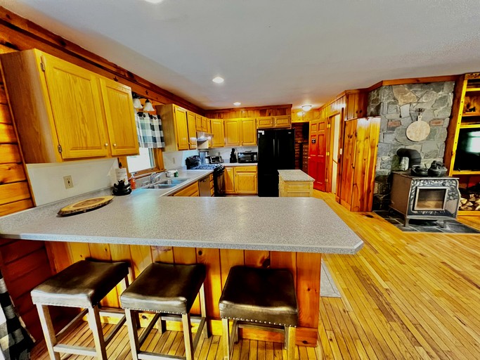 Cabins (United States of America, Jamaica, Vermont)