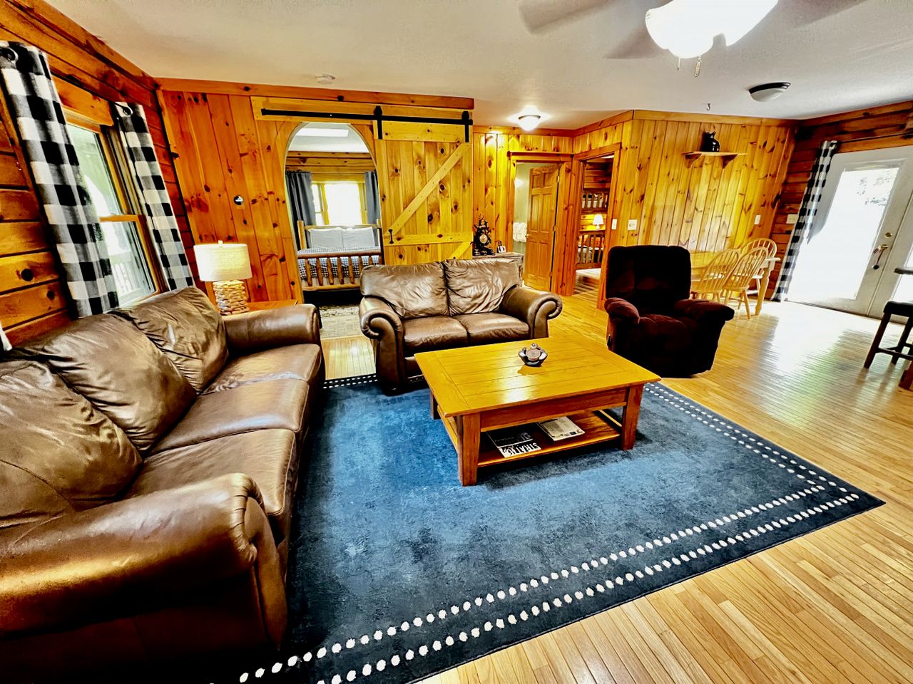 Amazing Secluded Wooden Cabin Nestled Amidst Trees in Jamaica, Vermont
