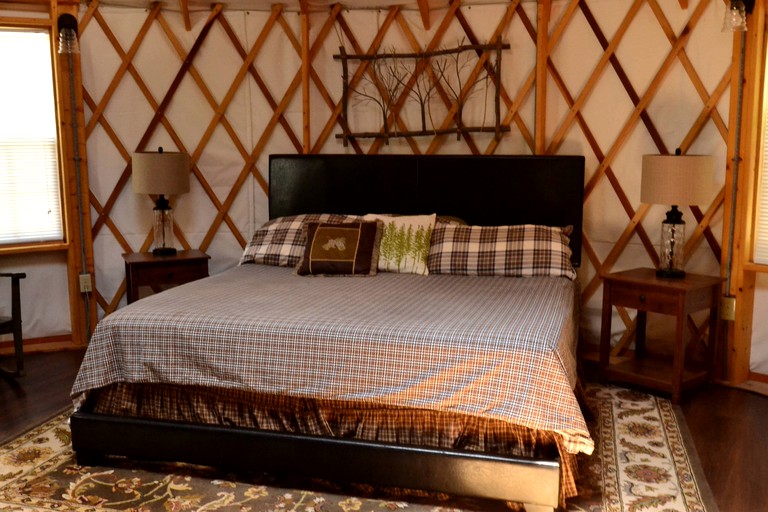 Yurts (Rich Creek, Virginia, United States of America)