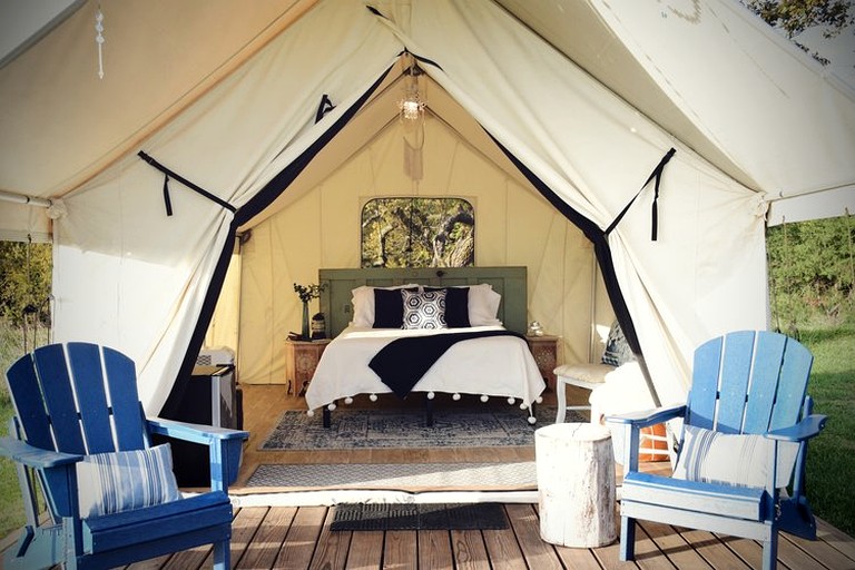 Cozy Bell Tent Rental for Two to Go Glamping in Missouri | Bell Tents (Jane, Missouri, United States of America)
