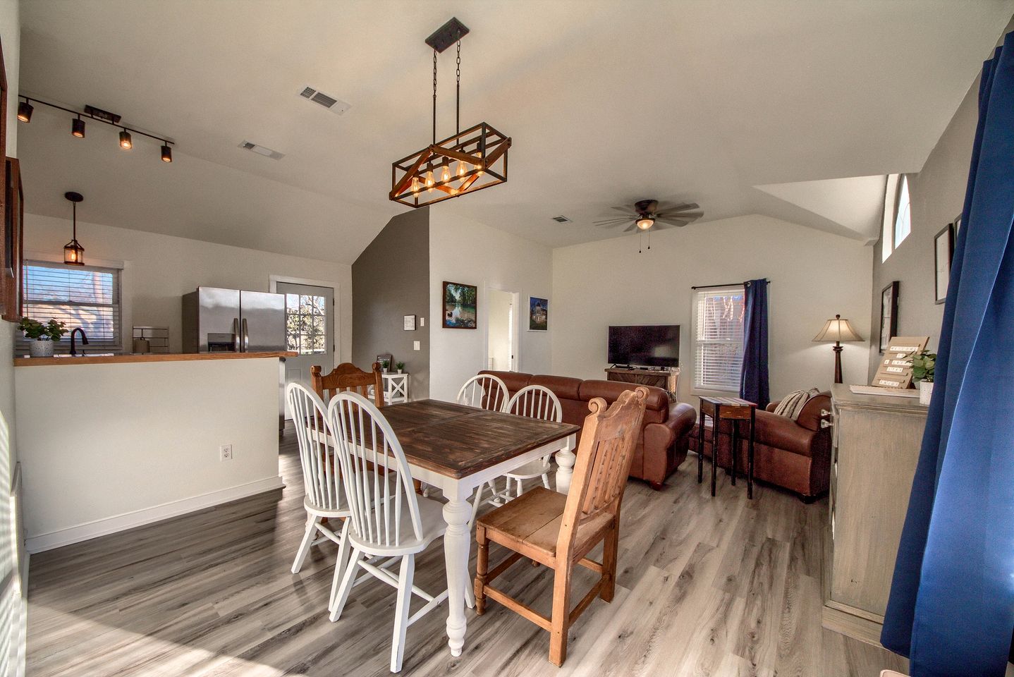 Tranquil Cottage with Private Yard and BBQ in New Braunfels, Texas