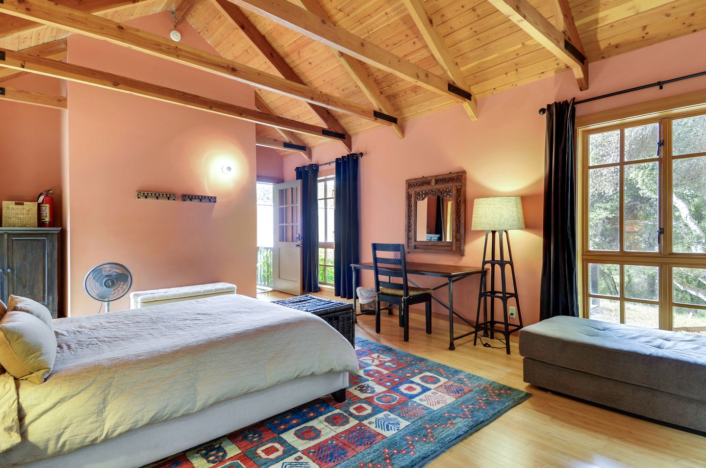 Luxury Cabin Rental with pool for Groups near Santa Rosa, California