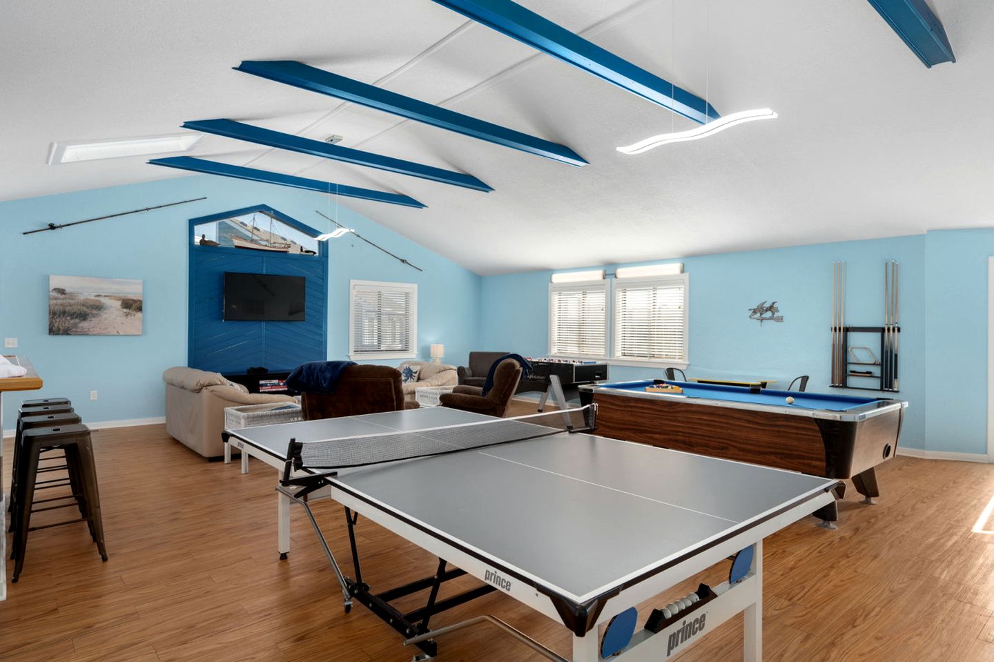 Gorgeous Beach House with Incredible Water Views for an Unforgettable Escape in Duck, North Carolina