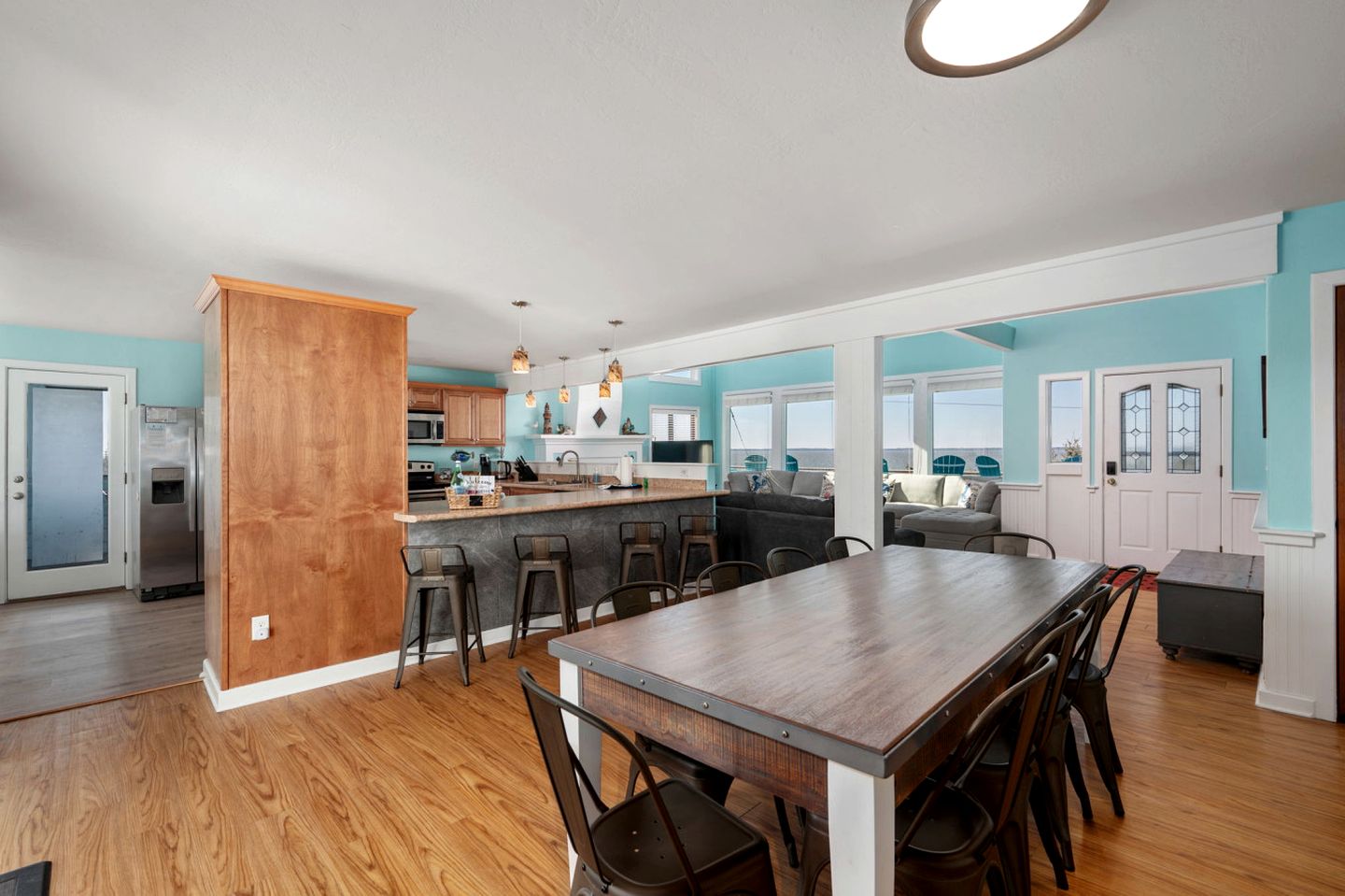 Gorgeous Beach House with Incredible Water Views for an Unforgettable Escape in Duck, North Carolina