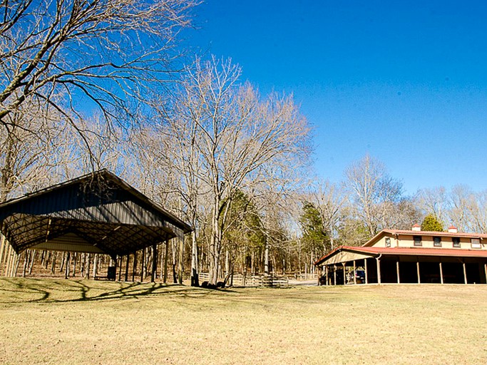 Cabins (Mount Juliet, Tennessee, United States)