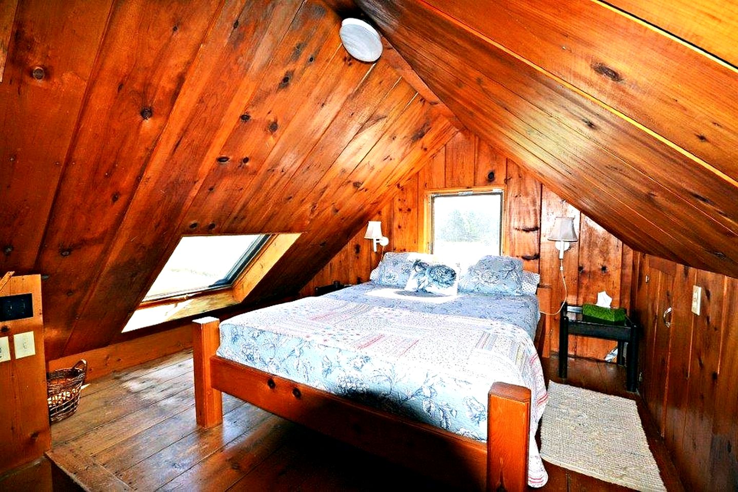 Beachfront Cabin Getaway in Kingsburg, Nova Scotia