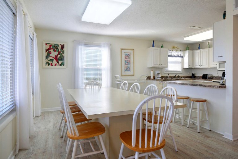 Vacation Rentals (Holden Beach, North Carolina, United States)