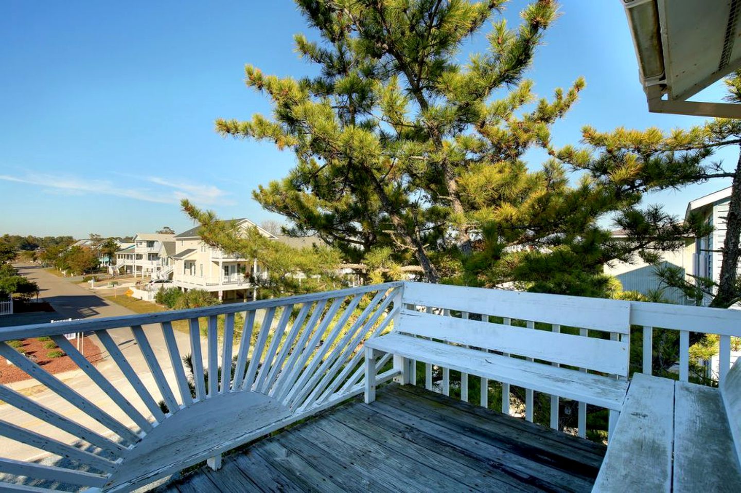 Spacious Oceanfront Cottage Rental on Holden Beach in North Carolina