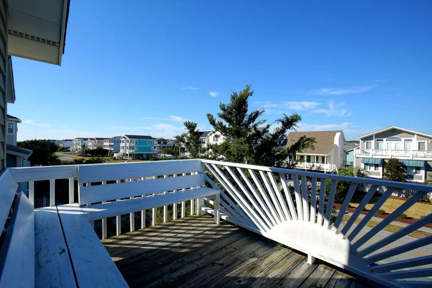 Spacious Oceanfront Cottage Rental on Holden Beach in North Carolina