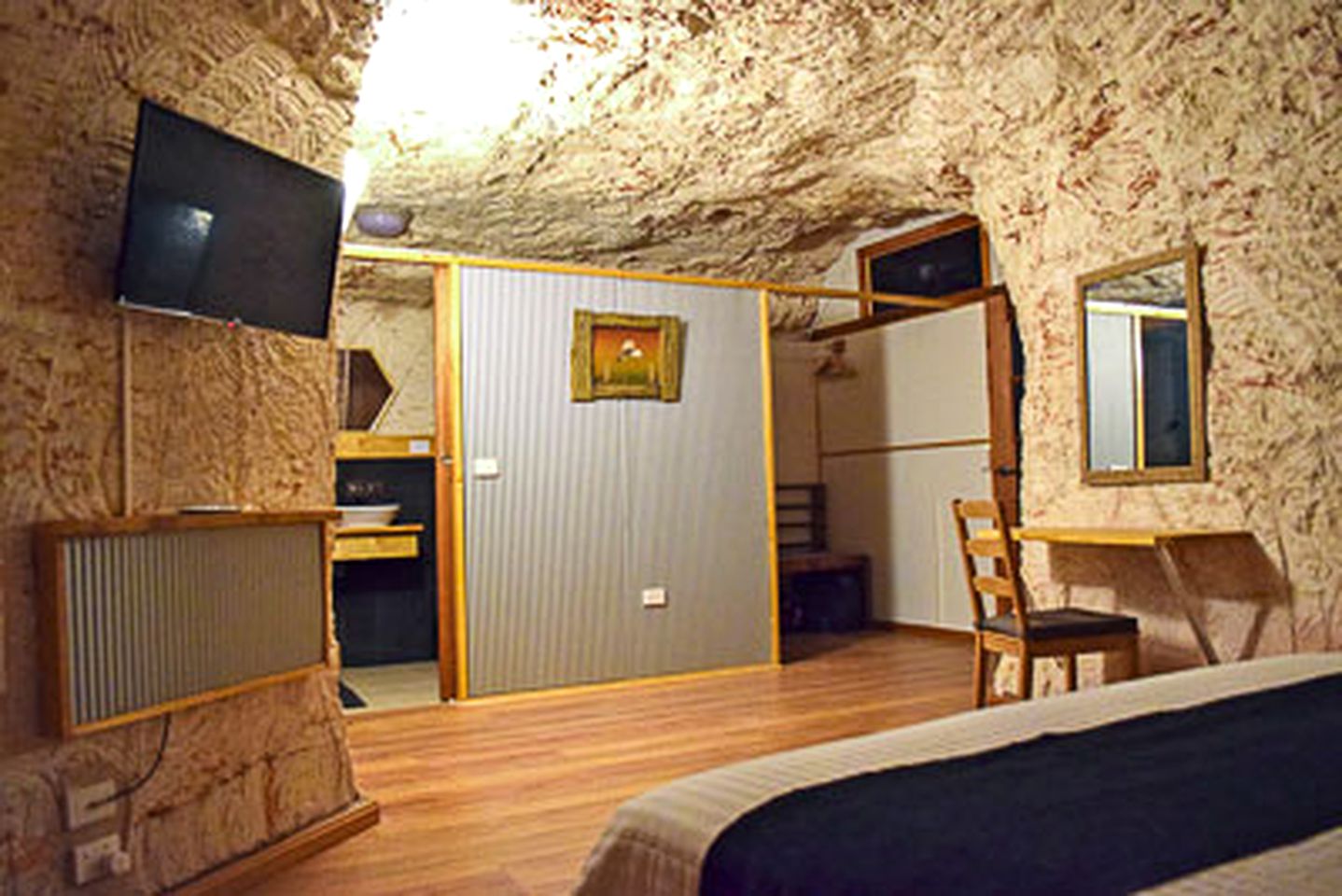 Unique Cave Rental in Coober Pedy, Australia