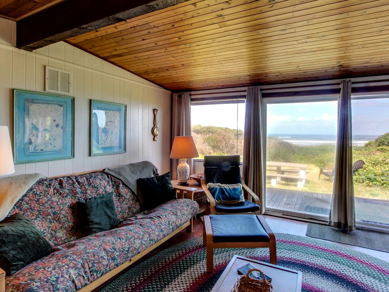 Oceanfront Cottage in Yachats, Lincoln County