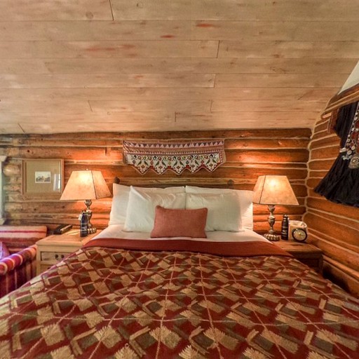 Dunton Hot Springs & Cresto Ranch, Cabins 26636, Dolores, United States