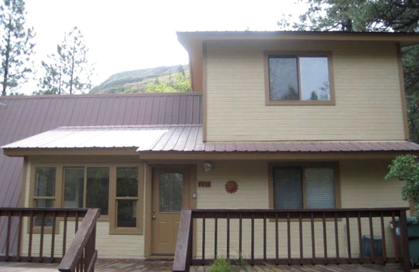 Rustic Mountain Camping Cabin near Mesa Verde National Park in Durango, Colorado