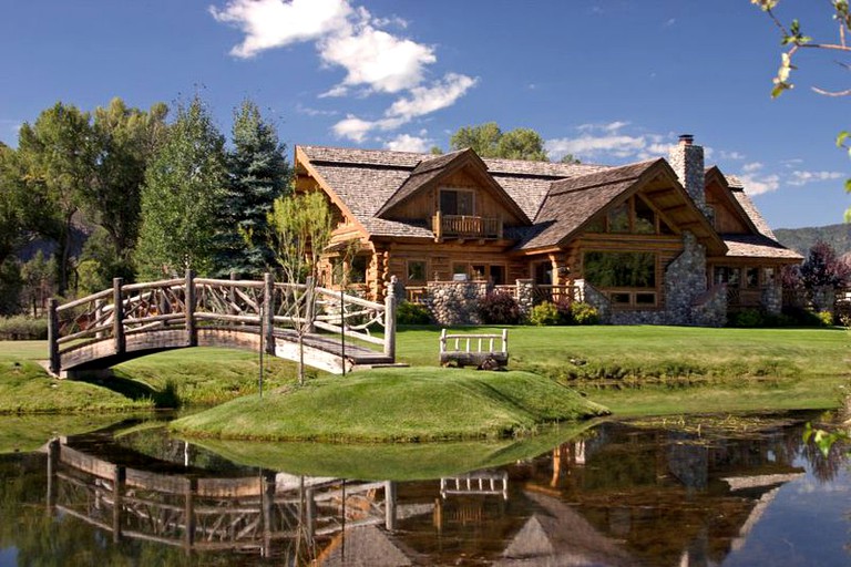 Log Cabins (Durango, Colorado, United States)