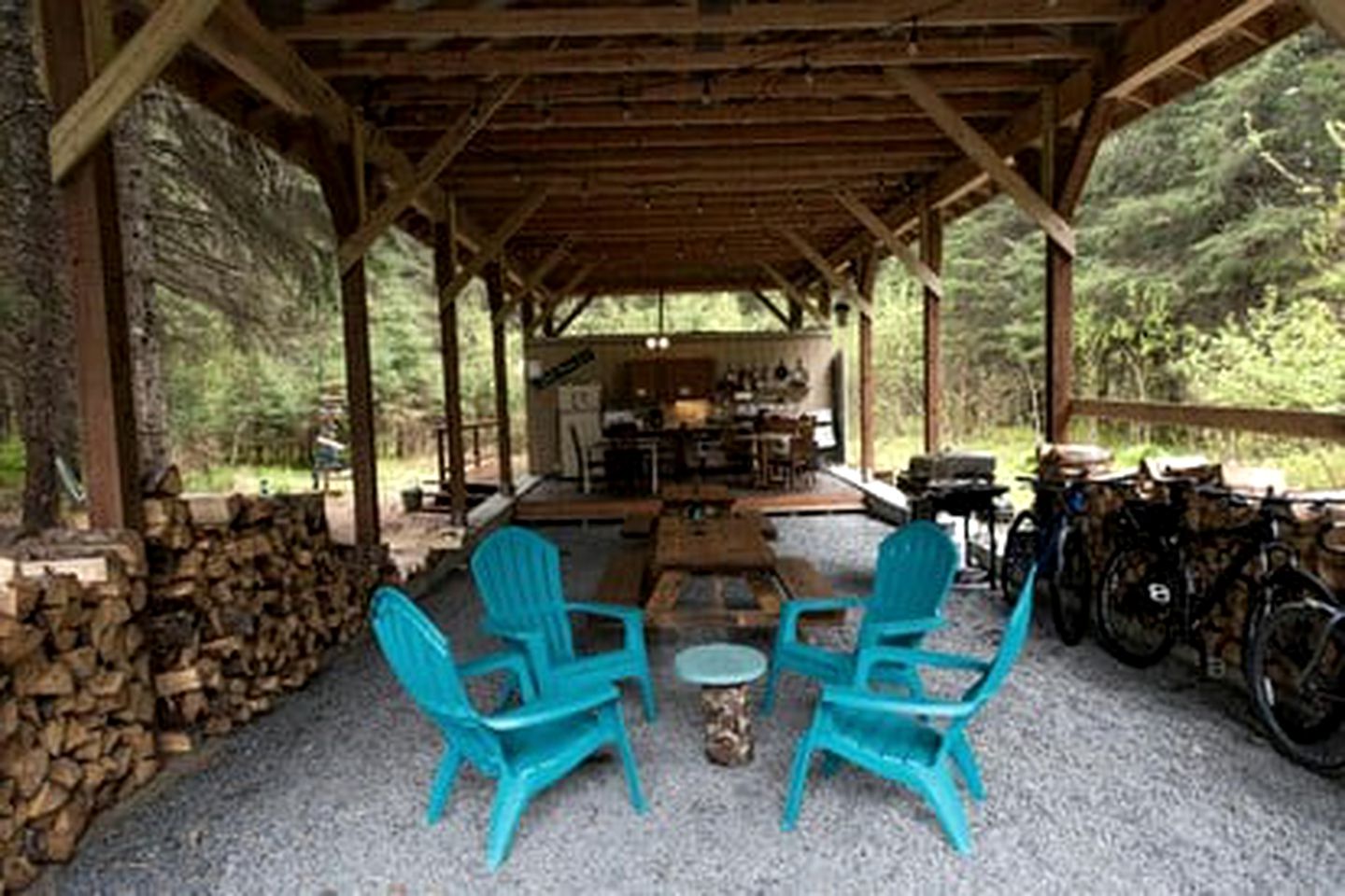 Alaskan Yurt Glamping, Perfect for a Getaway near Seward