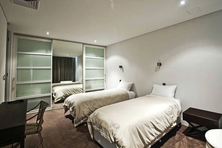 Villas (Eagle Bay, Western Australia, Australia)