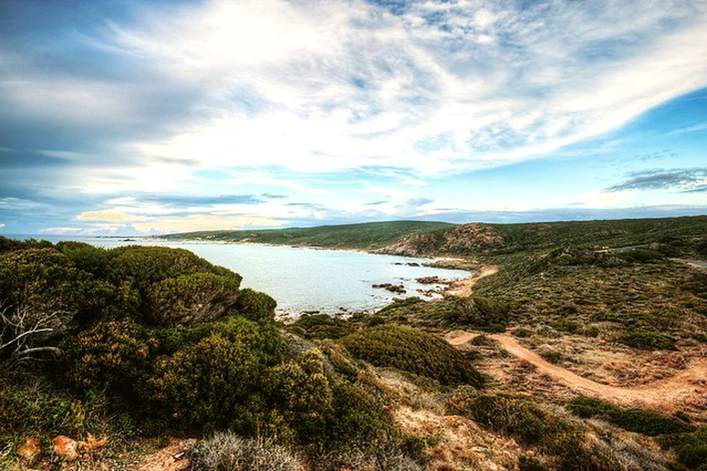 Luxurious and Spacious Eagle Bay Accommodation for Group or Family Holidays in Western Australia