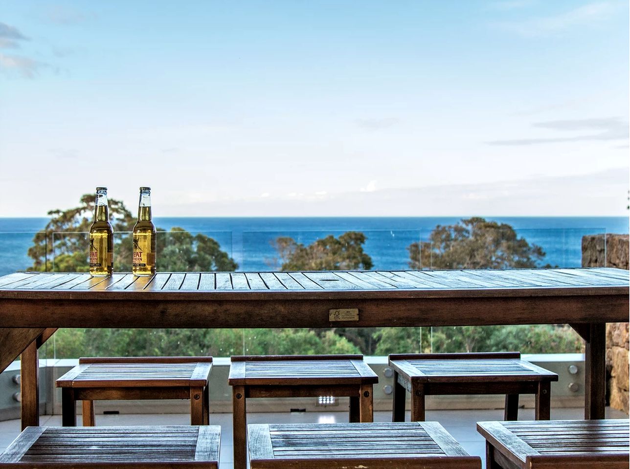 Luxurious and Spacious Eagle Bay Accommodation for Group or Family Holidays in Western Australia