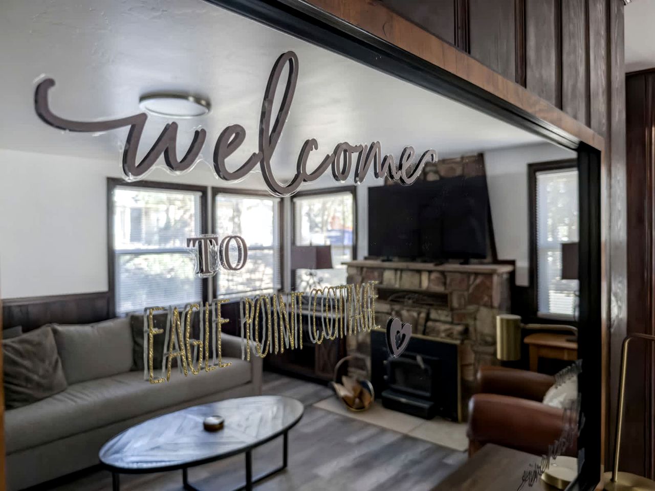 Relaxing Mountain Escape with Cozy Interiors & Nature Views in Big Bear Lakes, California