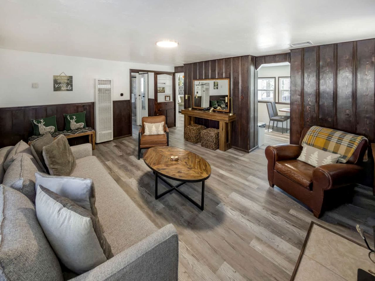 Relaxing Mountain Escape with Cozy Interiors & Nature Views in Big Bear Lakes, California