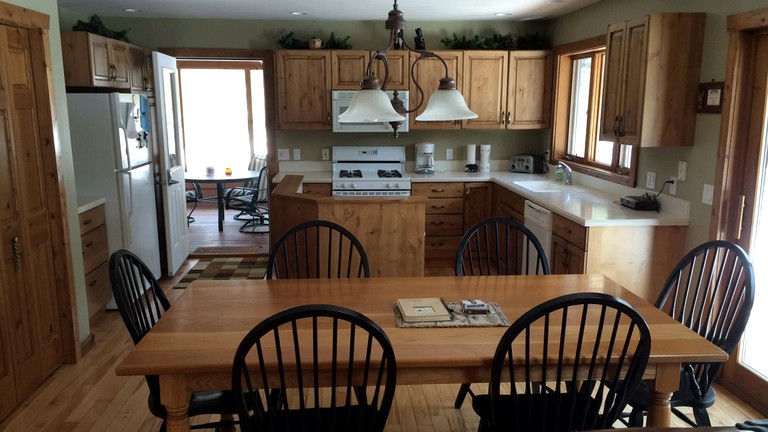 Cabins (Eagle River, Wisconsin, United States)