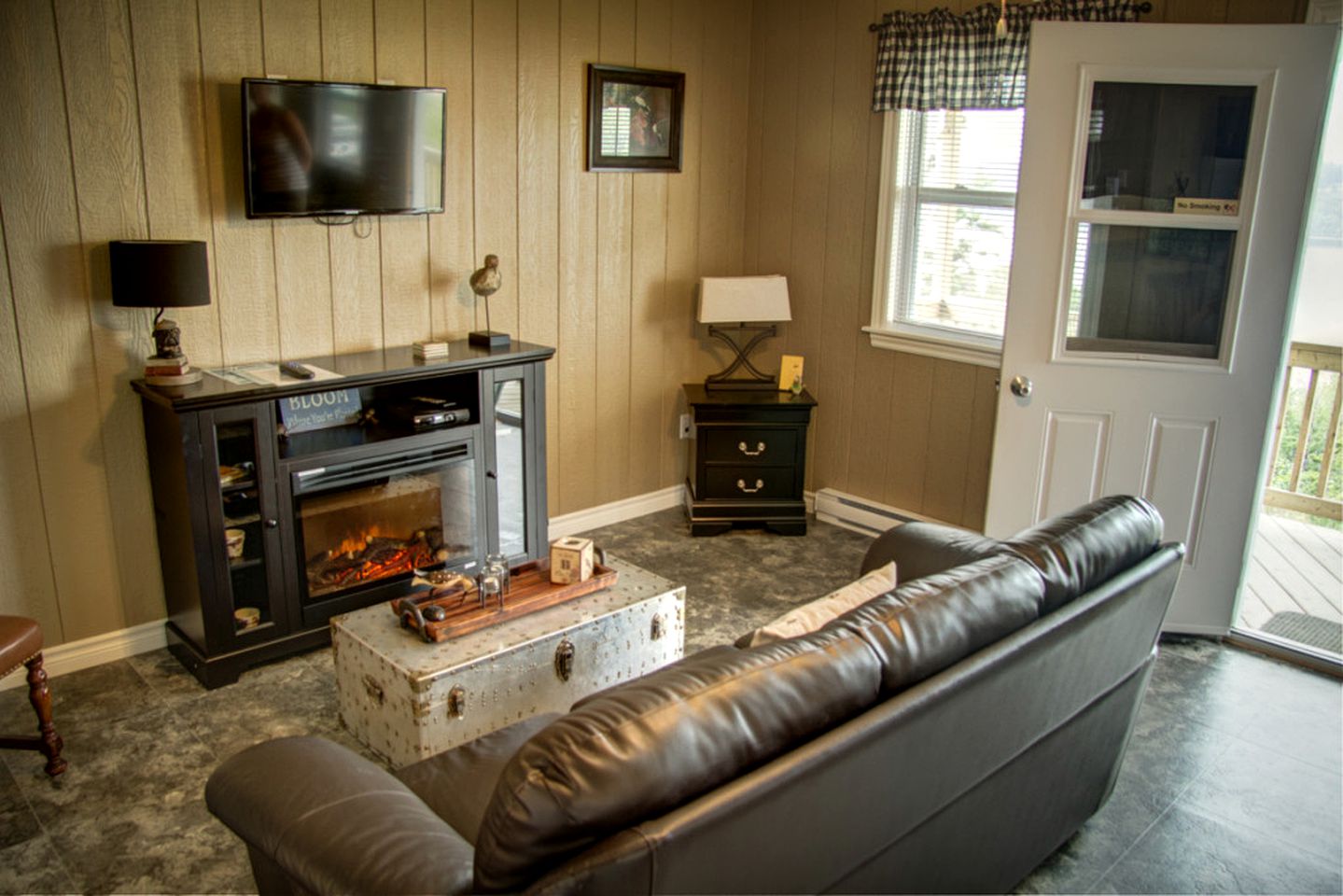 Cozy Family-Friendly Cottage Rental for Six near Grand Bay-Westfield, Canada