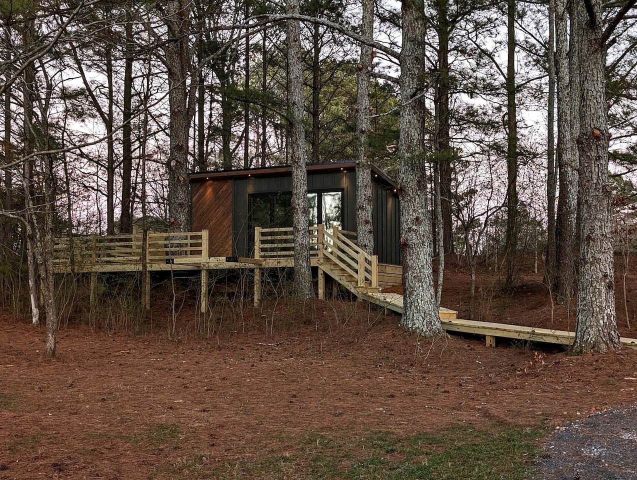 Eagles Nest, Tiny Houses, Guntersville, United States of America