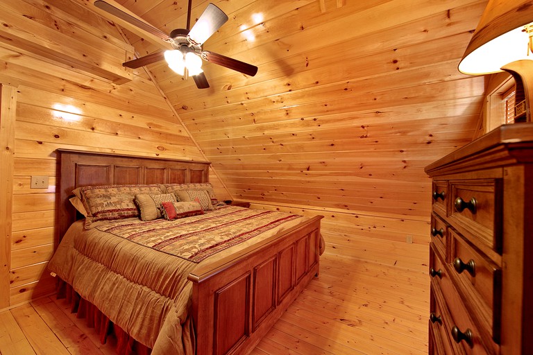 -- (United States, Gatlinburg, Tennessee)