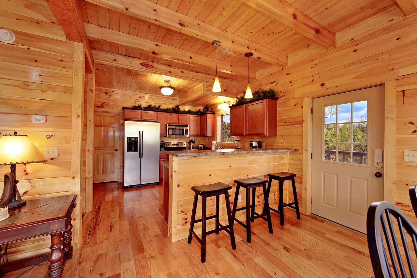 Impressive Mountain Cabin with a Private Hot Tub and Sauna in Gatlinburg, East Tennessee