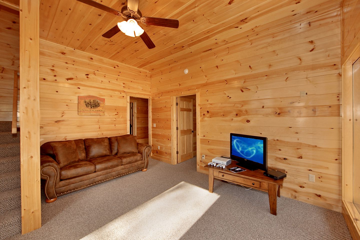 Impressive Mountain Cabin with a Private Hot Tub and Sauna in Gatlinburg, East Tennessee