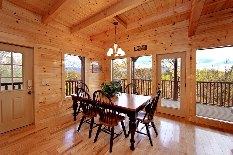 -- (United States, Gatlinburg, Tennessee)