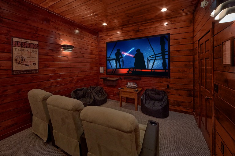 -- (United States, Gatlinburg, Tennessee)