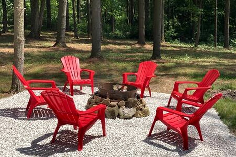 Cabins (United States of America, --, --)