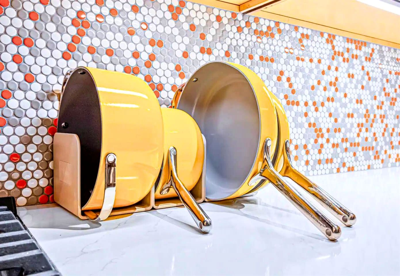 Cozy Mountain Escape with Panoramic Views & Hot Tub near Great Smoky Mountains, Waynesville, NC