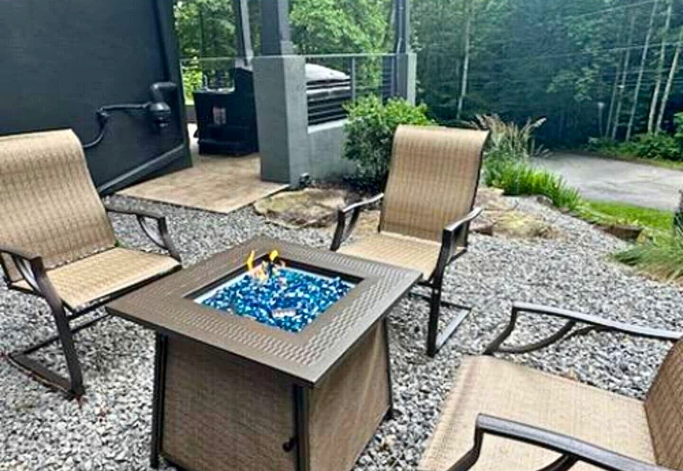 Cozy Mountain Escape with Panoramic Views & Hot Tub near Great Smoky Mountains, Waynesville, NC