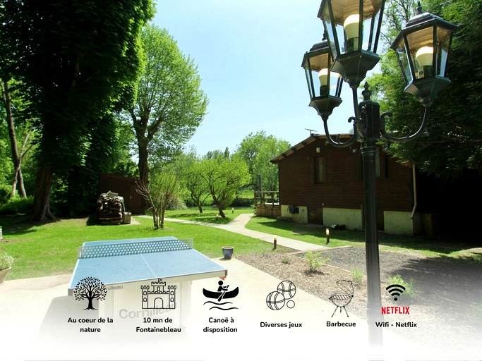 Cottages (France, Nemours, Île-de-France)