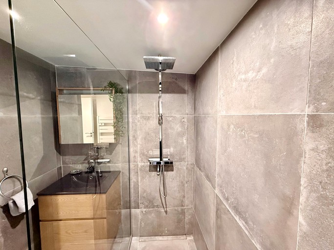 Cottages (France, Nemours, Île-de-France)