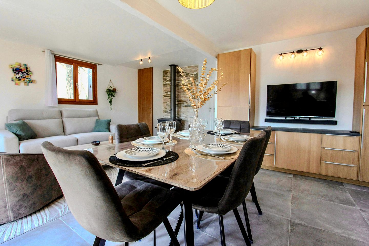 Cute Cottage with Canoes and Direct Acces to the Loing River near Bourron-Marlotte, France