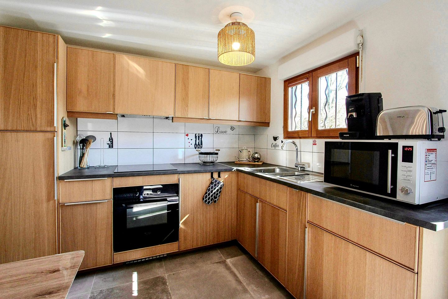 Cute Cottage with Canoes and Direct Acces to the Loing River near Bourron-Marlotte, France